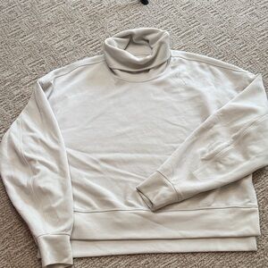 Lululemon Cream softstream Turtleneck